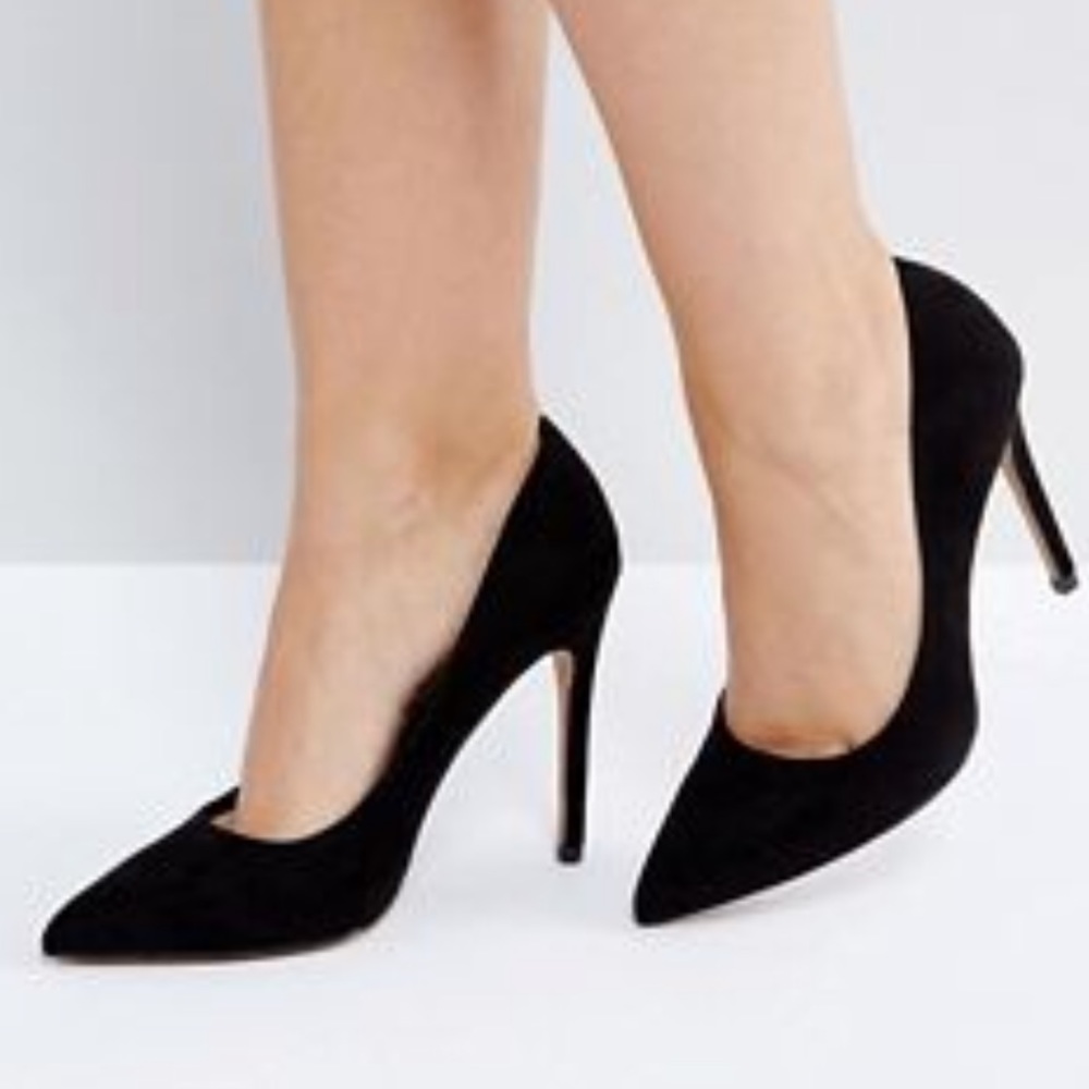 Black heels